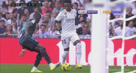 切尔西欧洲联赛惊险逆转马竞，吉鲁倒挂金钩制胜